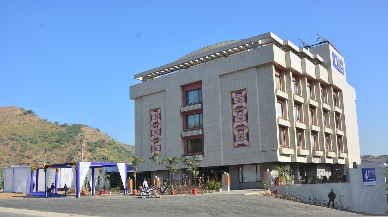 Skk Blu Formerly Known As Blu Feather Hotel & Spa Udaipur Exterior foto